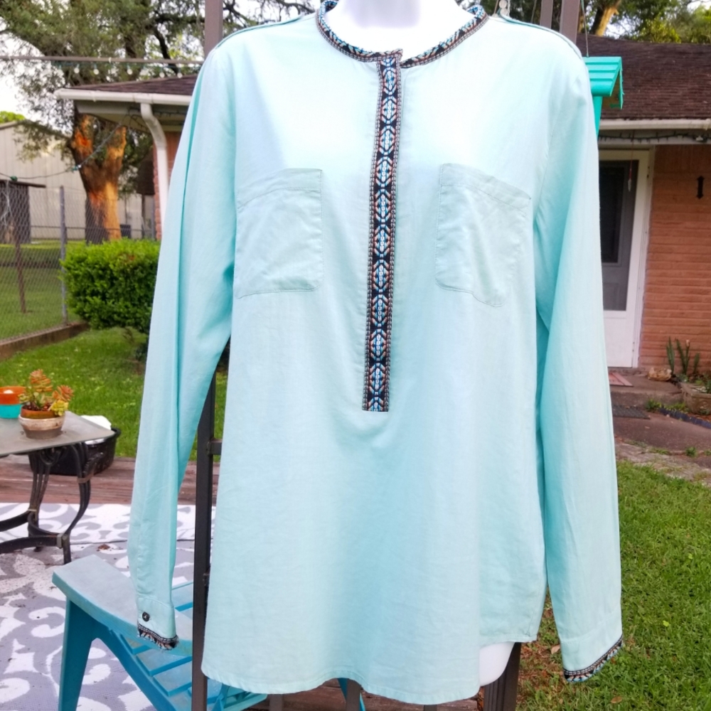 Womas Nurture Blueish/Green Embroidered Top Sz M